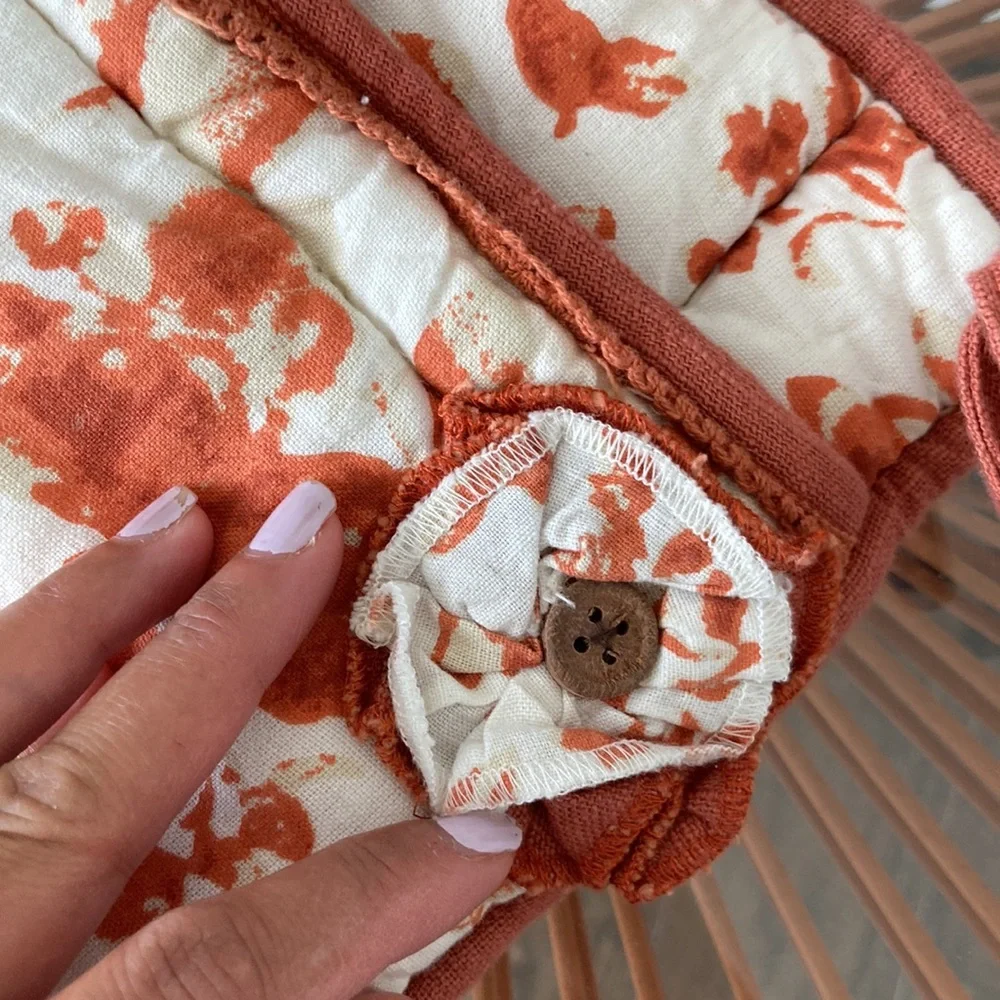 Sur La Table linen blend boho floral pot holder